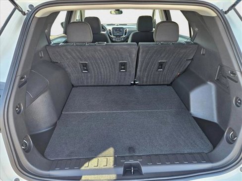 Used 2022 Chevrolet Equinox LT image 6
