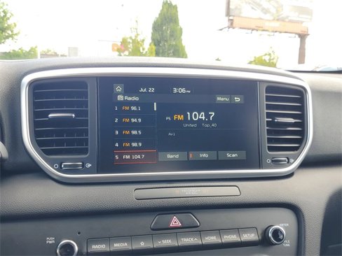 Certified 2022 Kia Sportage LX image 19