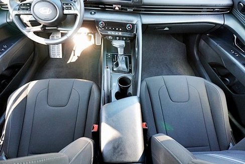 Certified 2025 Hyundai Elantra Sport image 19