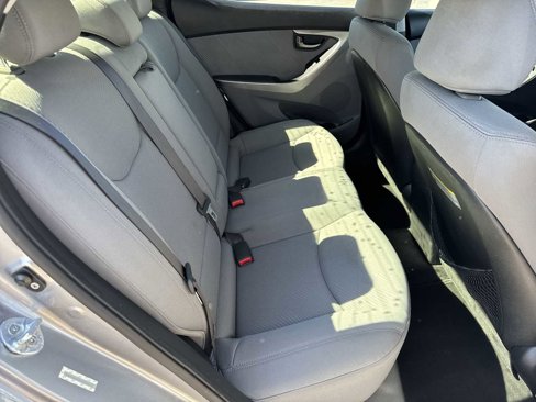 Used 2013 Hyundai Elantra GLS w/ Preferred Pkg image 17