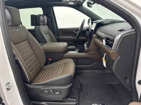 New 2025 GMC Yukon Denali Ultimate image 94