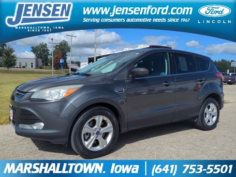Used 2015 Ford Escape SE image 1