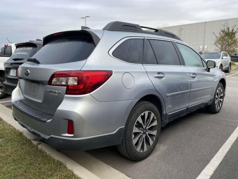 Used 2017 Subaru Outback 2.5i Limited image 4