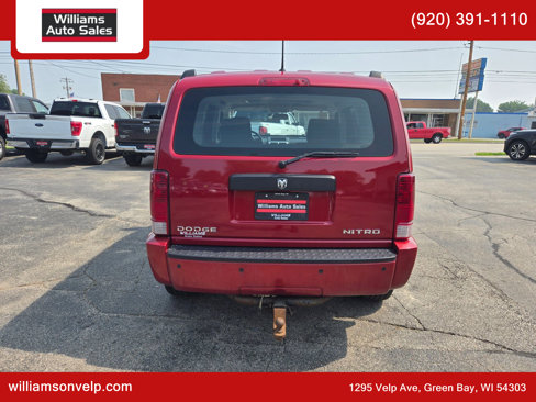 Used 2009 Dodge Nitro R/T image 4
