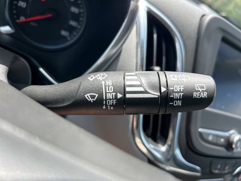 Used 2024 Chevrolet Equinox LT image 25