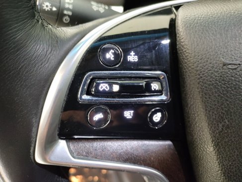 Used 2019 Cadillac XTS Luxury image 16
