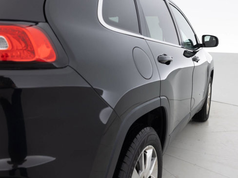 Used 2014 Jeep Cherokee Limited image 14