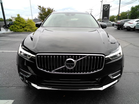 Used 2021 Volvo XC60 T8 Inscription w/ Advanced Package image 2