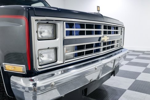 Used 1986 Chevrolet Blazer 4WD image 9