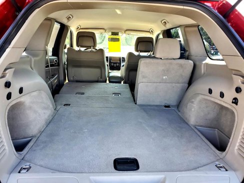 Used 2011 Jeep Grand Cherokee Laredo image 16