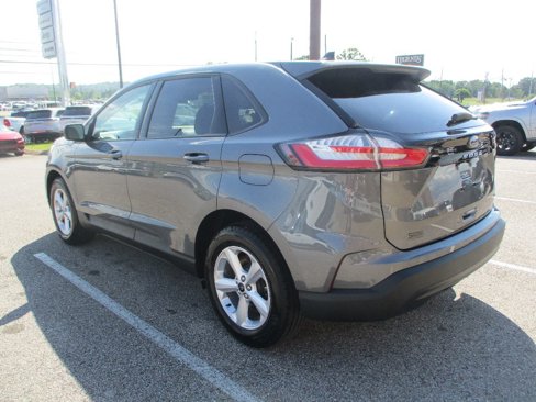 Used 2024 Ford Edge SE image 18