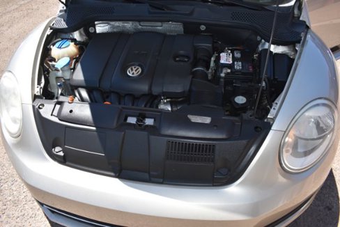 Used 2013 Volkswagen Beetle 2.5 image 14