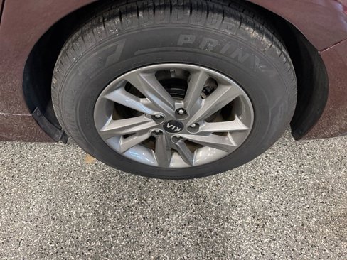 Used 2020 Kia Optima LX image 14