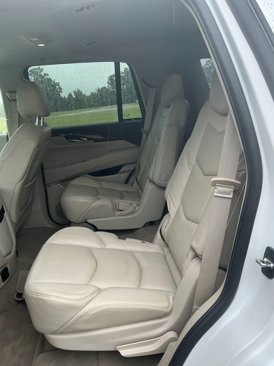 Used 2019 Cadillac Escalade Luxury image 10