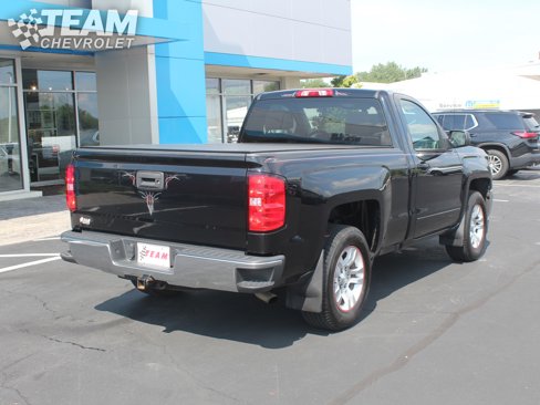 Used 2017 Chevrolet Silverado 1500 LT w/ LT Convenience Package image 4