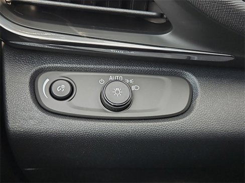 New 2025 Buick Envista Preferred w/ Advanced Safety Package image 21