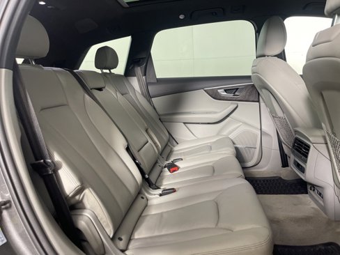 Used 2021 Audi Q7 2.0T Premium Plus w/ Premium Plus Package image 16