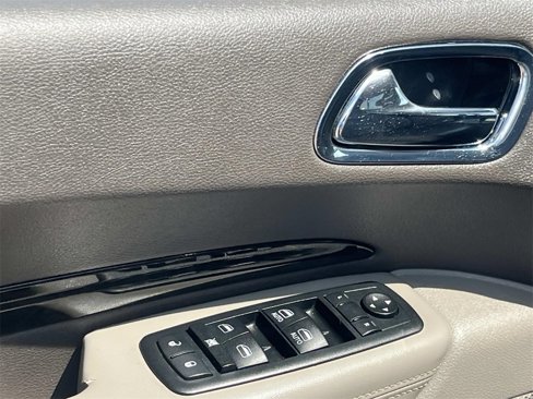 Used 2012 Dodge Durango Crew w/ Leather Interior Group image 12