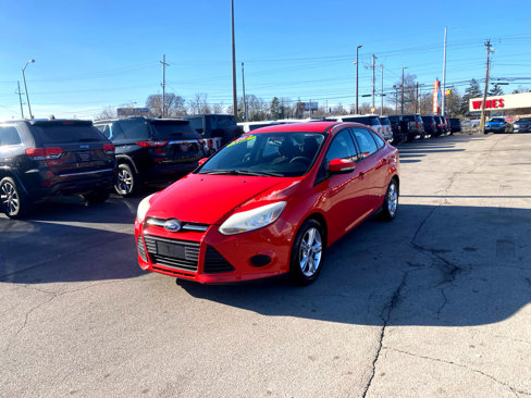 Used 2014 Ford Focus SE w/ SE Winter Package image 7