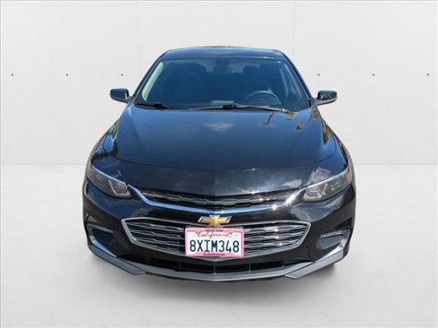 Used 2018 Chevrolet Malibu LT image 2