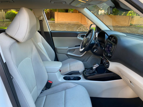 Used 2023 Kia Soul LX image 52