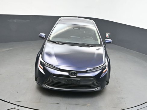 Used 2023 Toyota Corolla LE image 38