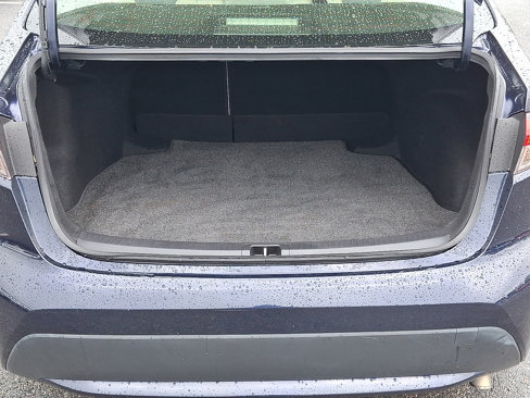 Used 2021 Toyota Corolla LE w/ Carpet Mat Package (TMS) image 28