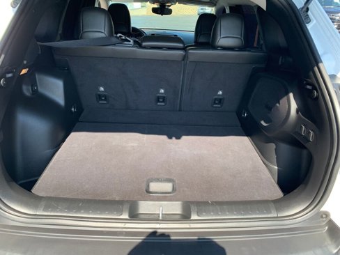Used 2022 Jeep Cherokee Trailhawk w/ Sun, Sound & Nav Group image 31
