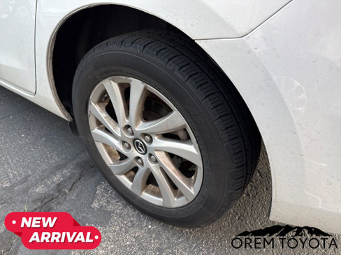 Used 2013 MAZDA MAZDA3 i Touring image 18