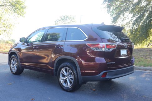 Used 2014 Toyota Highlander XLE image 6
