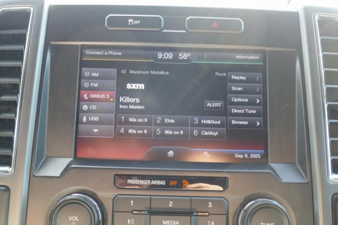 Used 2015 Ford F150 XLT w/ Equipment Group 302A Luxury image 31