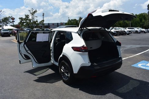 Used 2021 Nissan Rogue S image 15