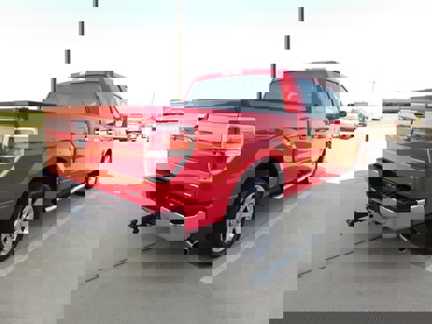 Used 2014 Ford F150 XLT w/ XLT Chrome Package image 5