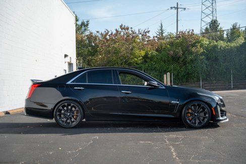 Used 2017 Cadillac CTS V w/ Luxury Package image 9