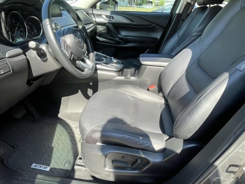 Used 2019 MAZDA CX-9 Touring image 13