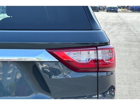 Used 2021 Chevrolet Traverse LT image 48