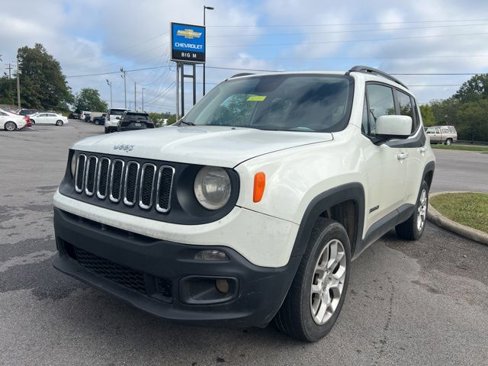 Used 2018 Jeep Renegade Latitude w/ Cold Weather Group image 1