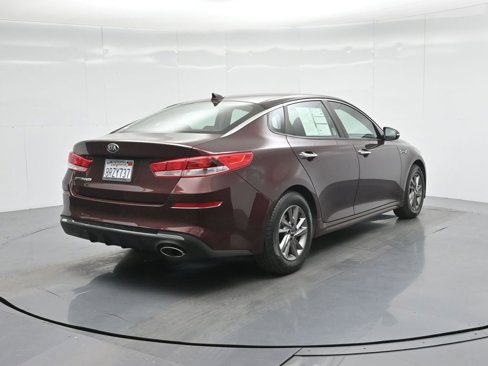 Used 2020 Kia Optima LX image 26
