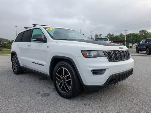 Used 2020 Jeep Grand Cherokee Trailhawk w/ Trailhawk Luxury Group image 8