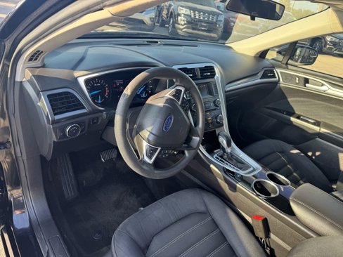 Used 2013 Ford Fusion SE image 22