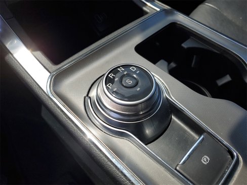 Certified 2022 Ford Edge Titanium image 32