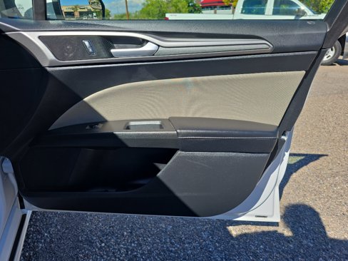 Used 2018 Ford Fusion S image 24