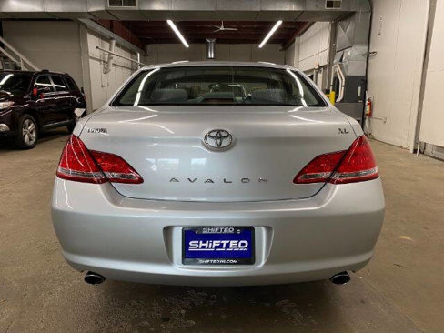 Used 2007 Toyota Avalon Touring image 4
