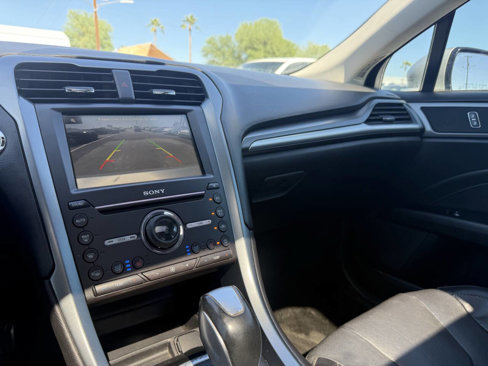 Used 2016 Ford Fusion Titanium image 17