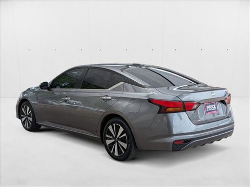 Used 2021 Nissan Altima 2.5 SV image 7