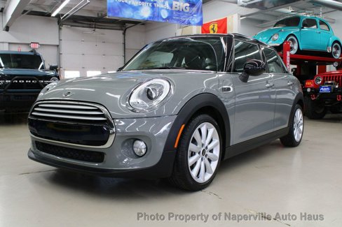 Used 2015 MINI Cooper 4-Door Hardtop image 2