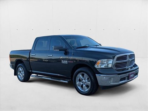 Used 2017 RAM 1500 Big Horn image 3