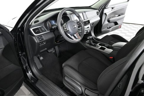 Used 2020 Kia Optima LX image 16