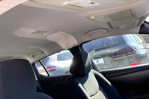 Used 2019 Nissan Leaf SV image 20