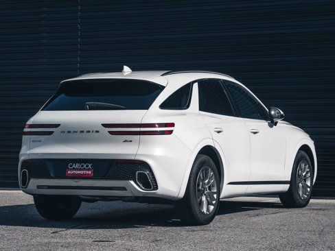 Used 2022 Genesis GV70 2.5T image 15